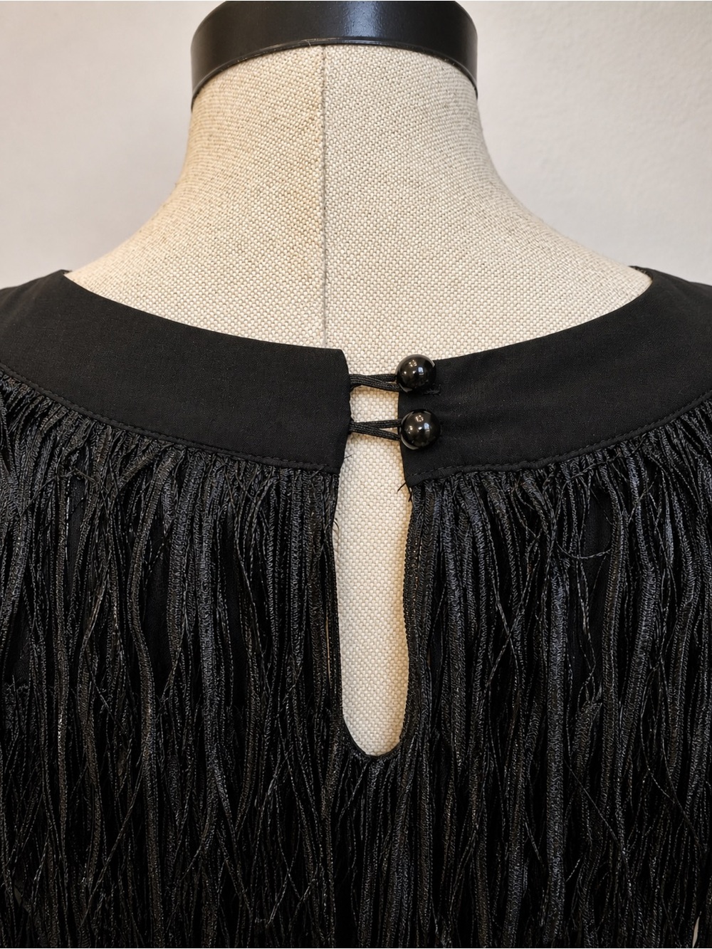 Point Black Fringe Mini Dress, Flapper - Picture 5 of 6